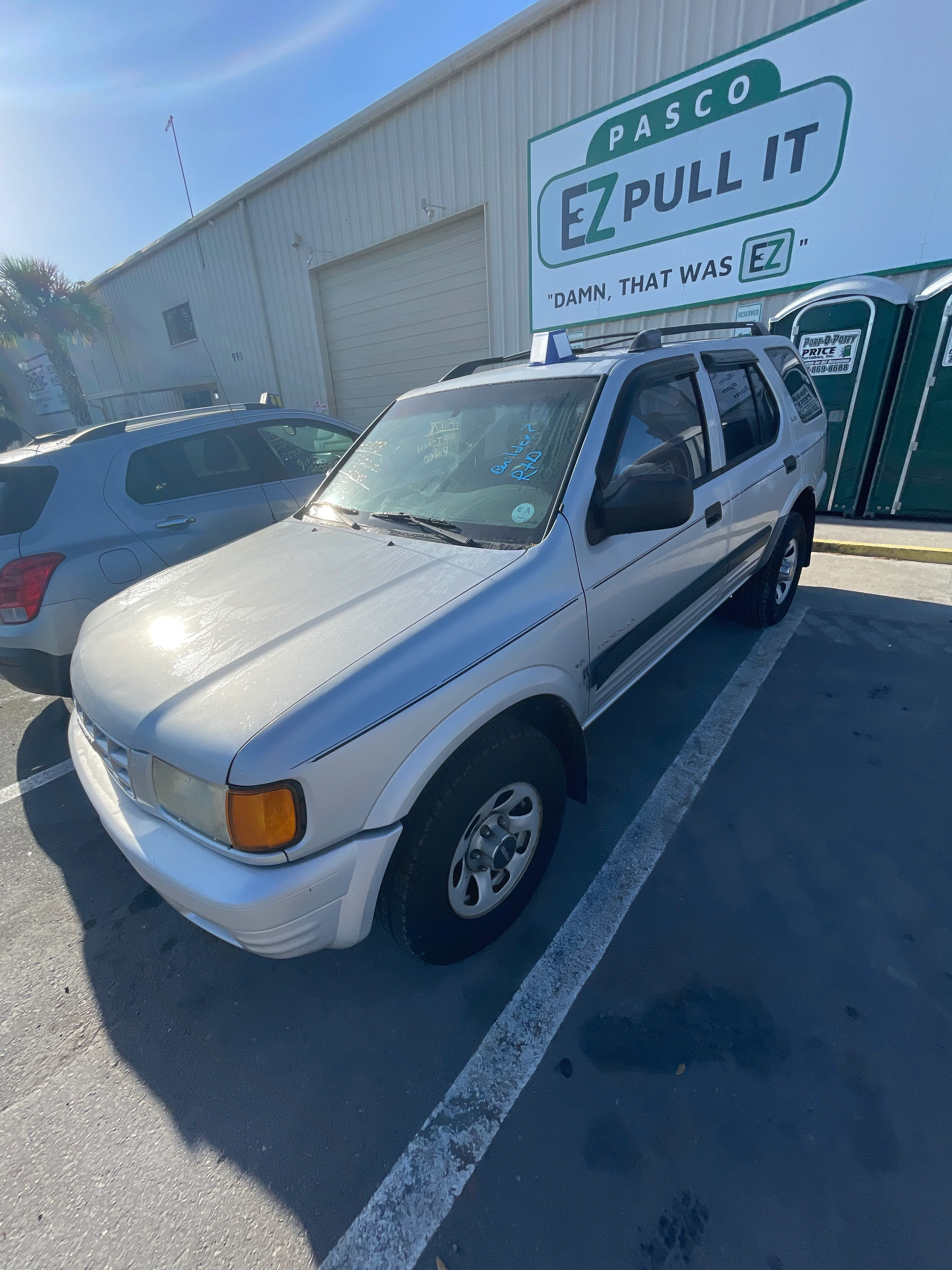 1999 Isuzu Rodeo Location - Rocks - Row TBD - Stock # H51878 - Image 3